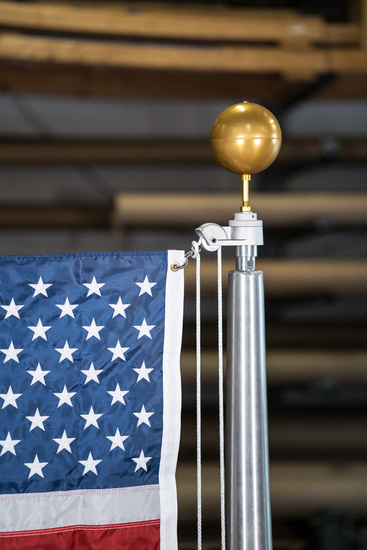 20 ft Aluminum Flagpole, External Revolving